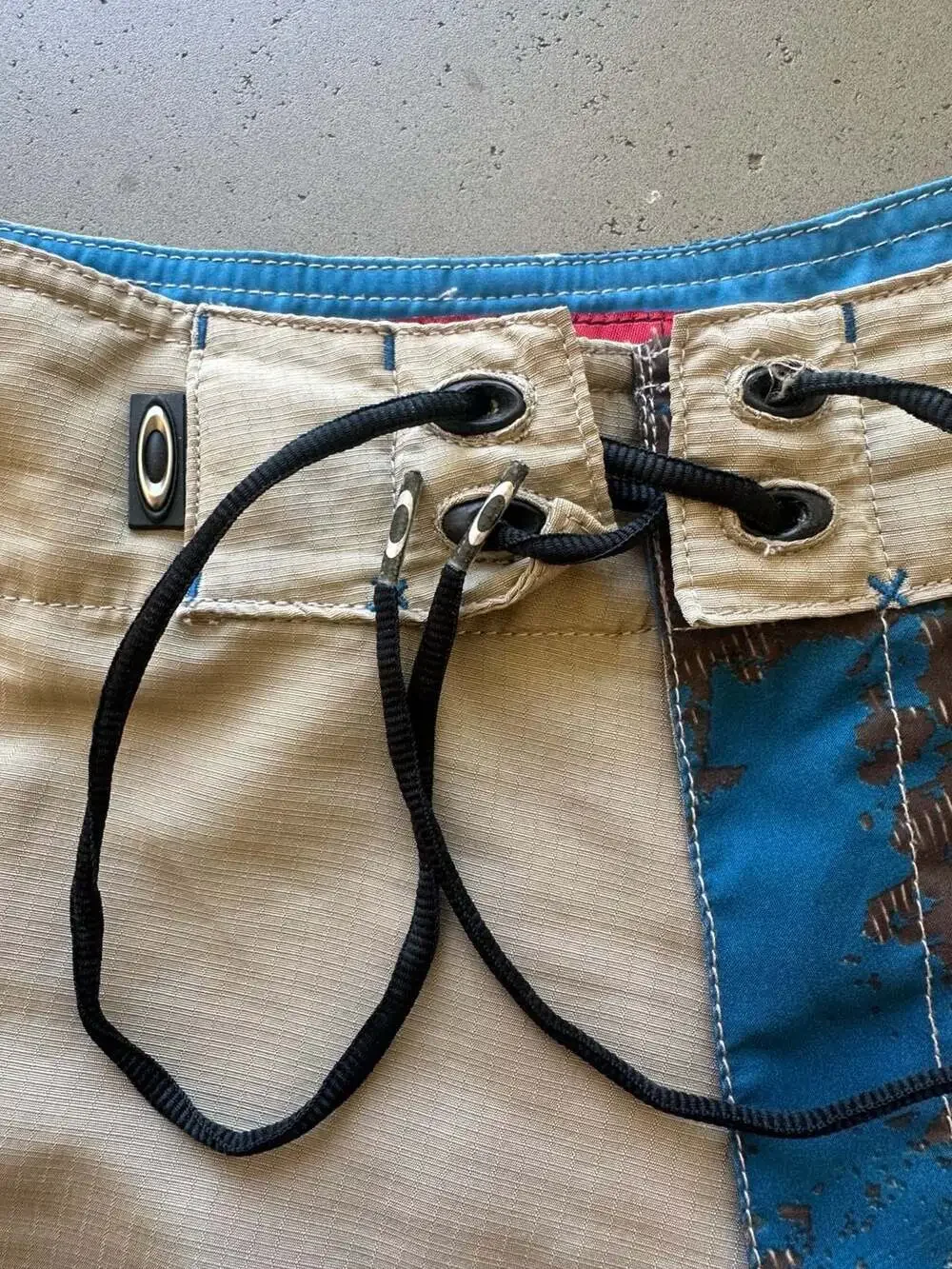 Oakley Vintage Two-Tone Splatter Print Surf Boardshorts